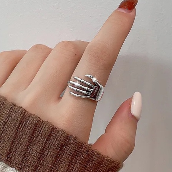 ⚡️Insta sterling silver fingers ring - Picture 2 of 4